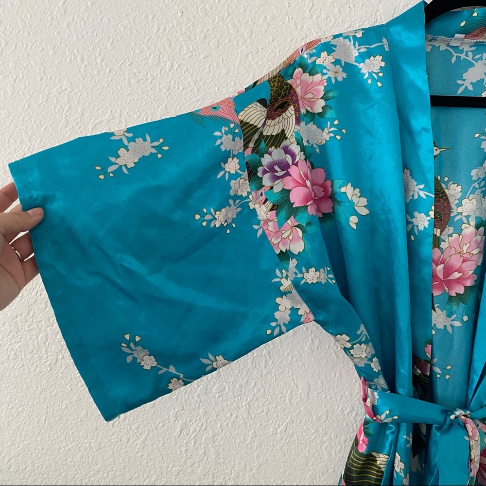 Silk Robe - Picture 3 of 5